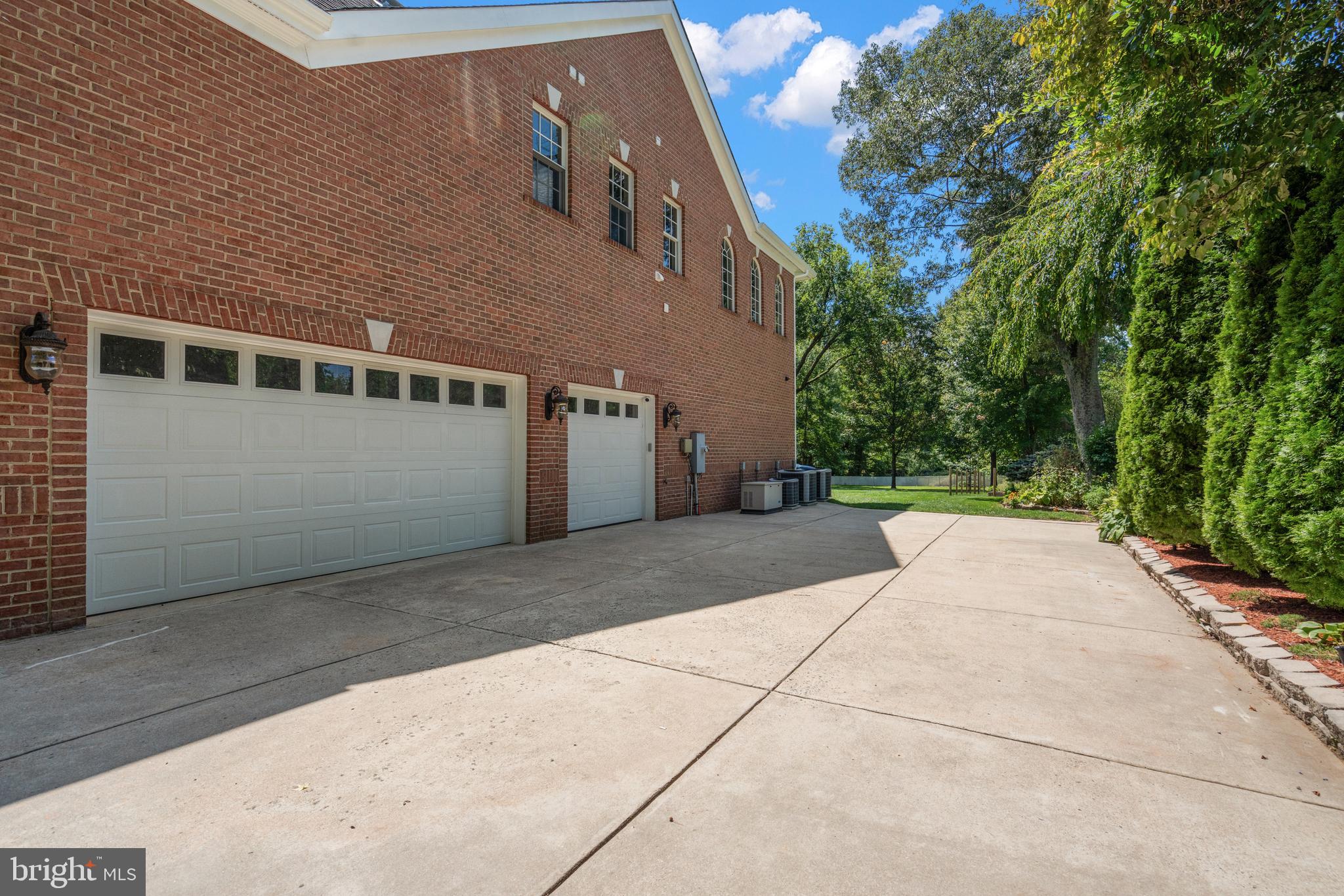 7331 Calvert Street Annandale, VA 22003 - Photo 8 of 89