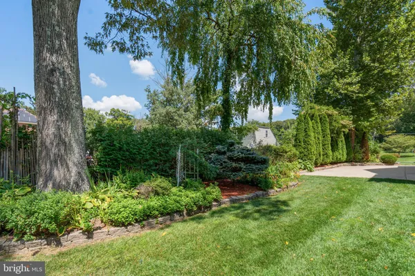 $2,089,000 | 7331 Calvert Street, Annandale, VA 22003