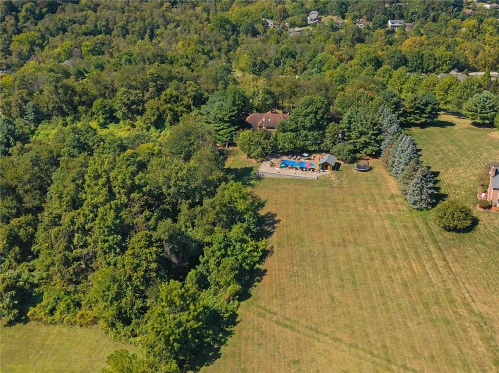 338 Quarry Road Washington, PA 15301 - Photo 23 of 50 a view of a pathway both side of river