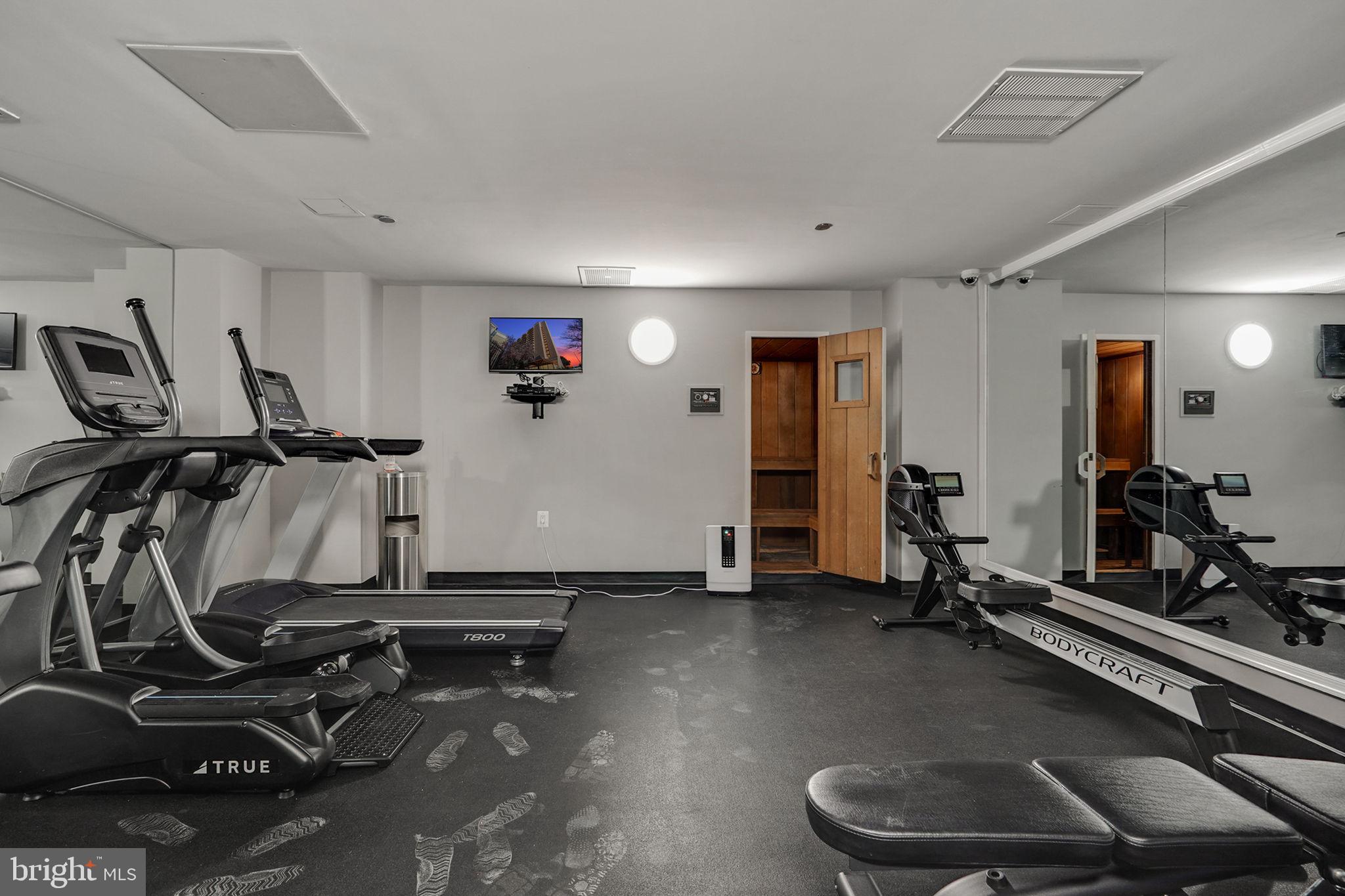 1301 North Courthouse Road, Unit 811 Arlington, VA 22201 - Photo 21 of 25