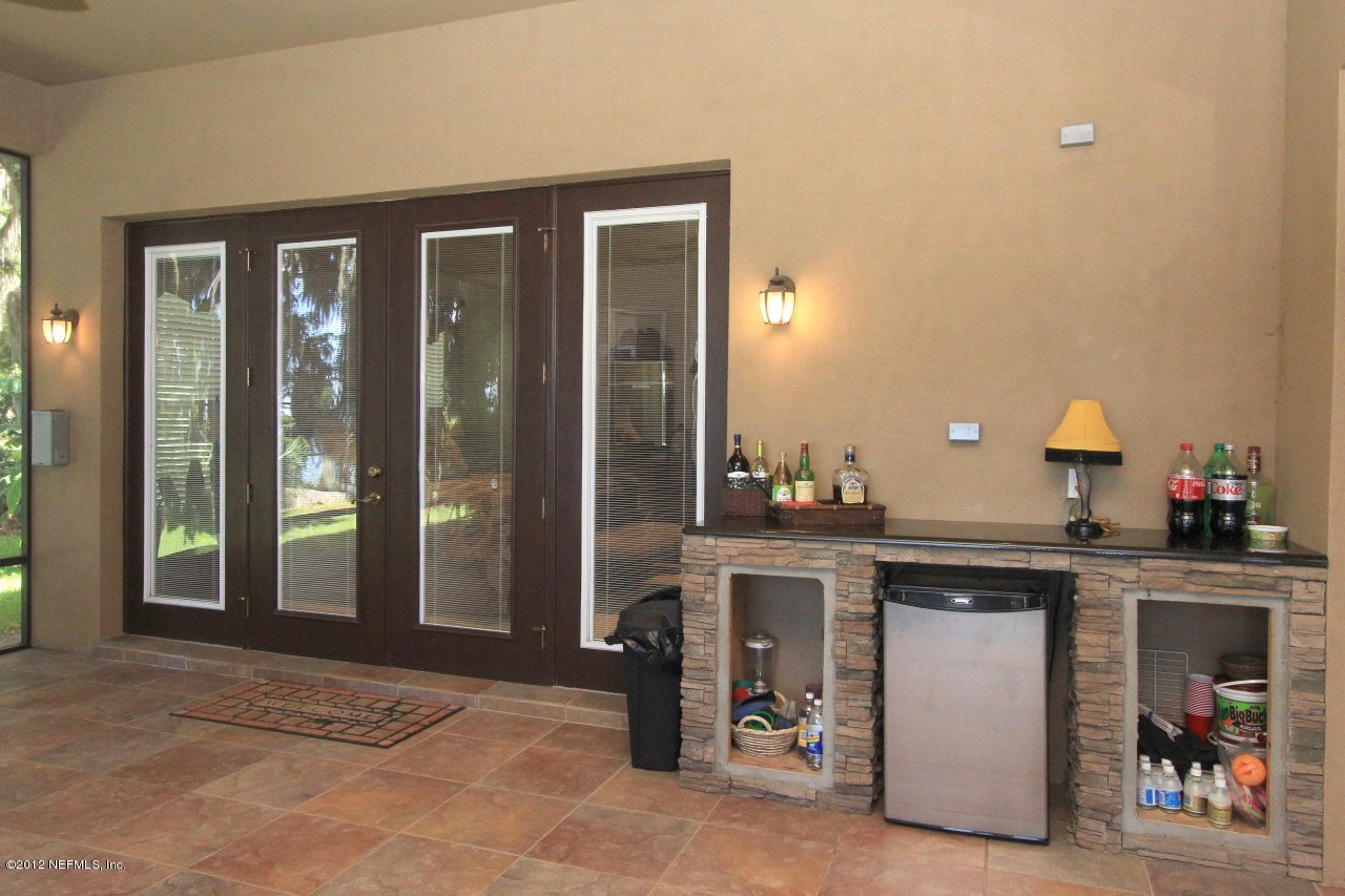 139 Parker Road Crescent City, FL 32112 - Photo 11 of 59 wet bar
