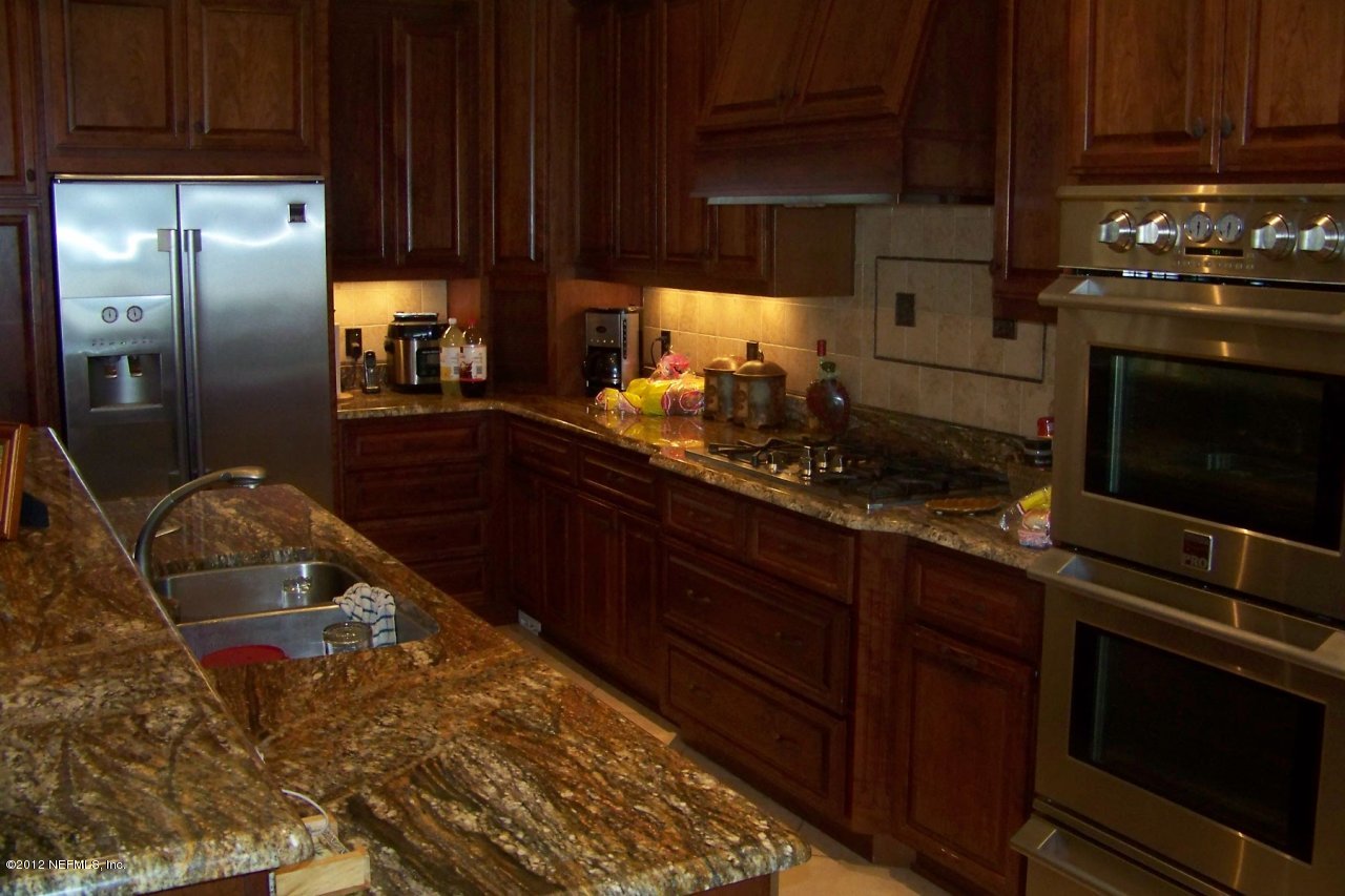 139 Parker Road Crescent City, FL 32112 - Photo 18 of 59 Kitchen