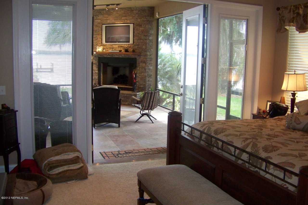 139 Parker Road Crescent City, FL 32112 - Photo 22 of 59 Master Looking Out