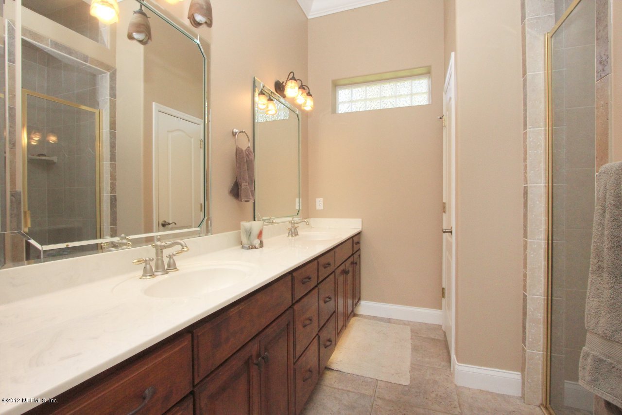 139 Parker Road Crescent City, FL 32112 - Photo 25 of 59 Master bath