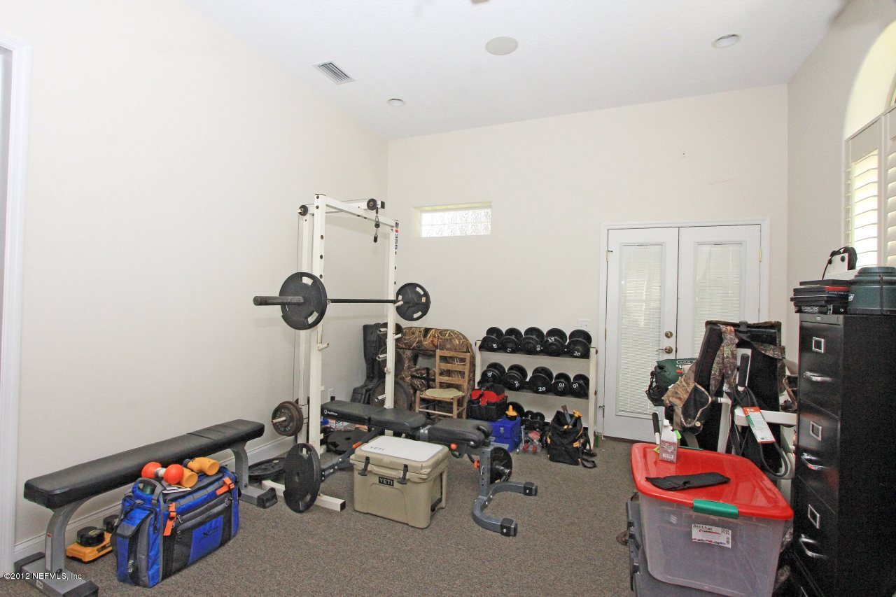 139 Parker Road Crescent City, FL 32112 - Photo 28 of 59 weightroom