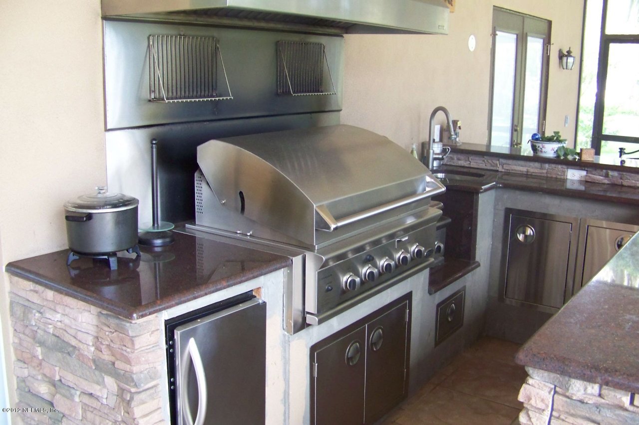 139 Parker Road Crescent City, FL 32112 - Photo 35 of 59 Summer Kitchen
