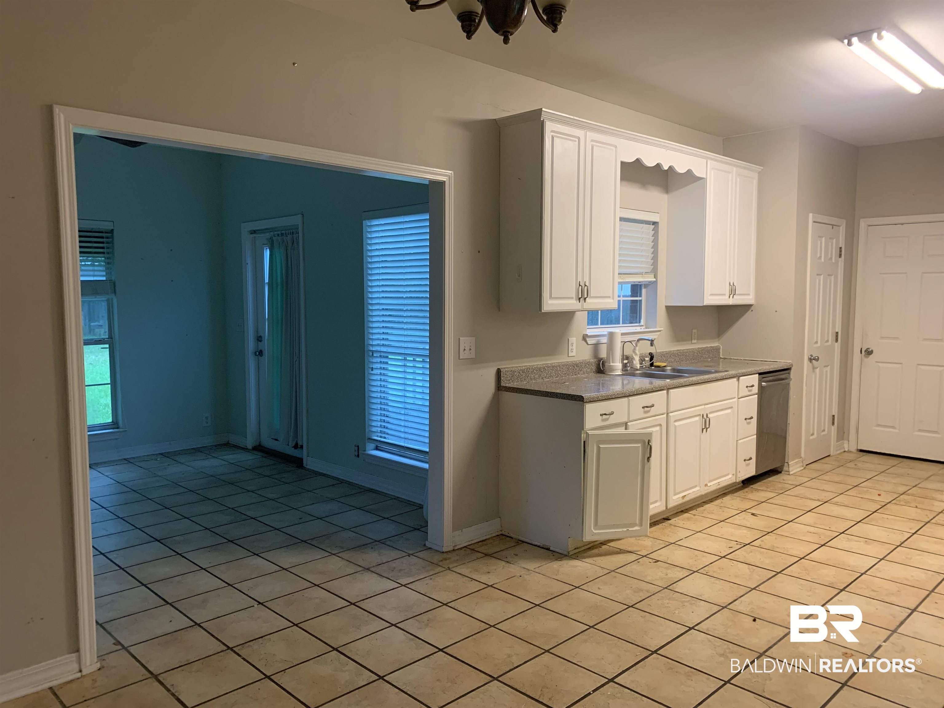2360 Capital Drive Mobile, AL 36695 - Photo 9 of 14