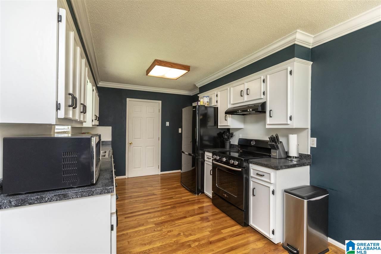 266 Flint Avenue Gardendale, AL 35071 - Photo 11 of 33