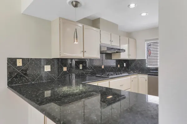 $3,000 | 78480 Montego Circle, Bermuda Dunes, CA 92203