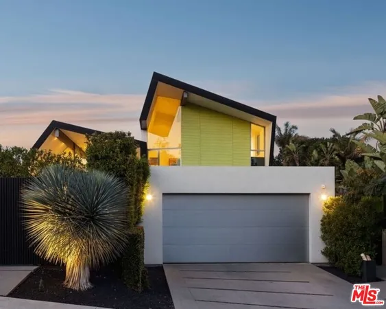 $24,950 | 3660 Inglewood Boulevard, Los Angeles, CA 90066