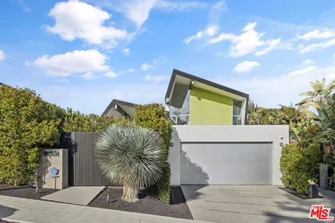 $24,950 | 3660 Inglewood Boulevard, Los Angeles, CA 90066