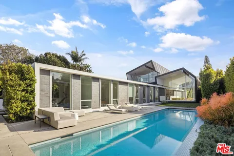 $24,950 | 3660 Inglewood Boulevard, Los Angeles, CA 90066