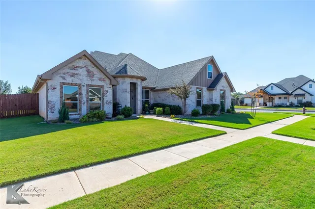 $438,000 | 3425 Front Nine Road, Abilene, TX 79606