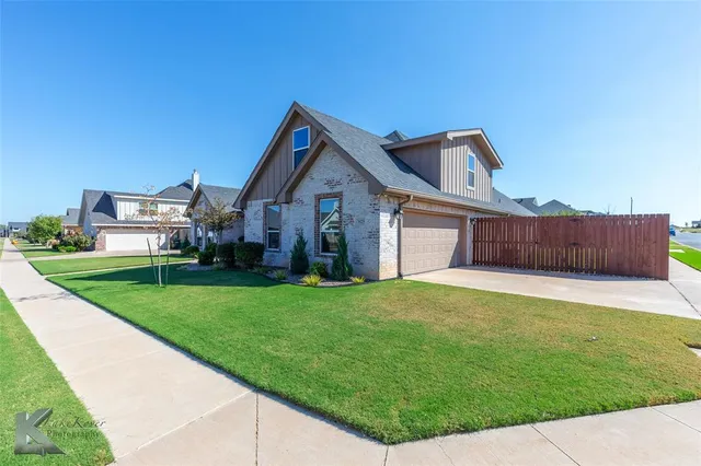 $438,000 | 3425 Front Nine Road, Abilene, TX 79606