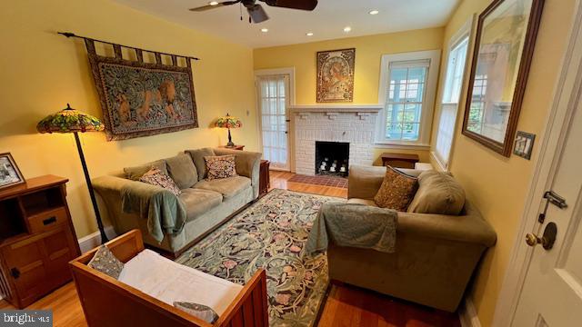 9102 Flower Avenue Silver Spring, MD 20901 - Photo 8 of 25 Cozy living space with warm hues.