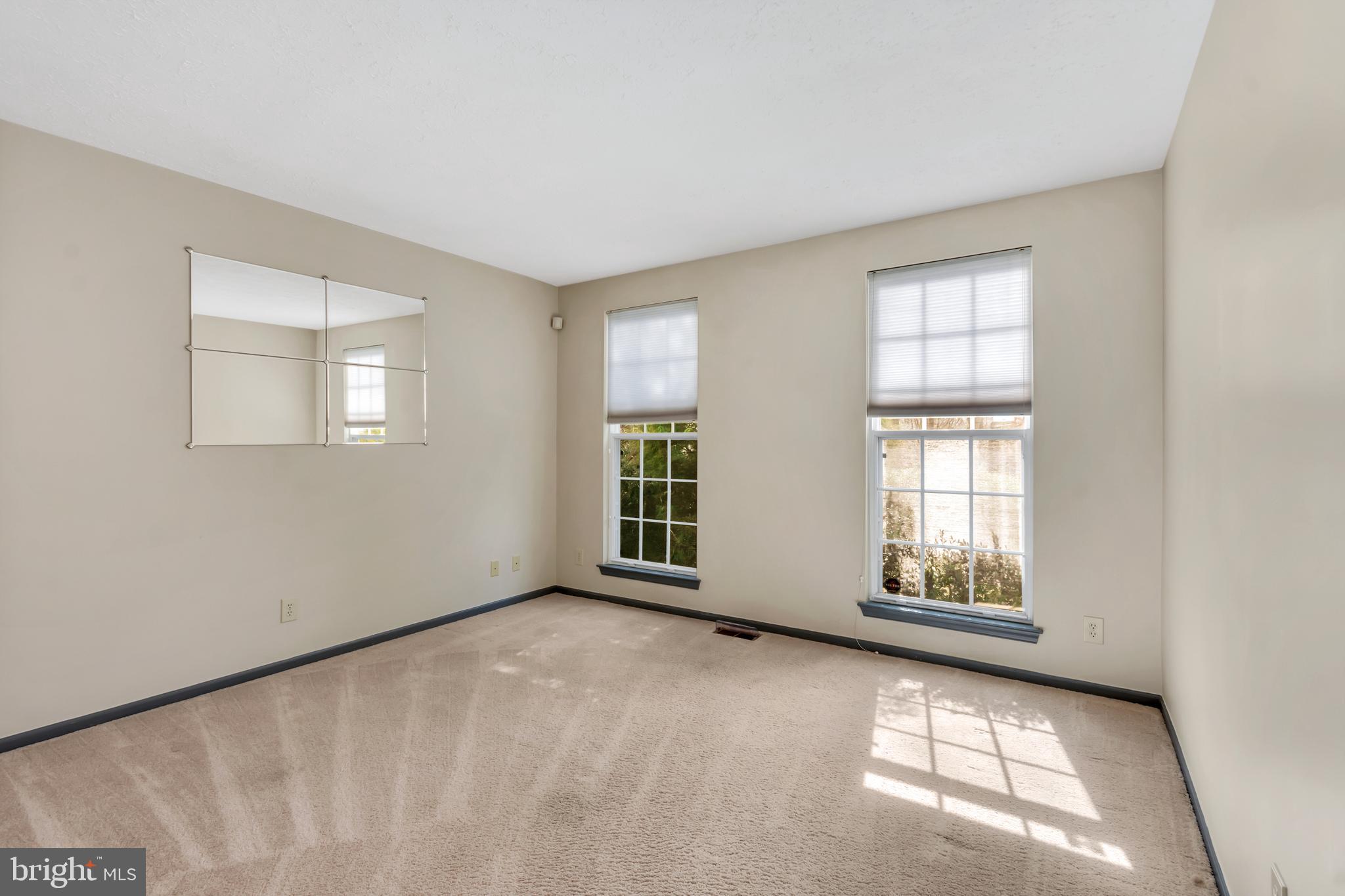2908 Garwood Road Sicklerville, NJ 08081 - Photo 4 of 25 an empty room with windows