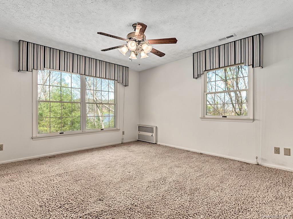 28 East Wonder Road Leicester, NC 28748 - Photo 15 of 24 Gallery Image 15