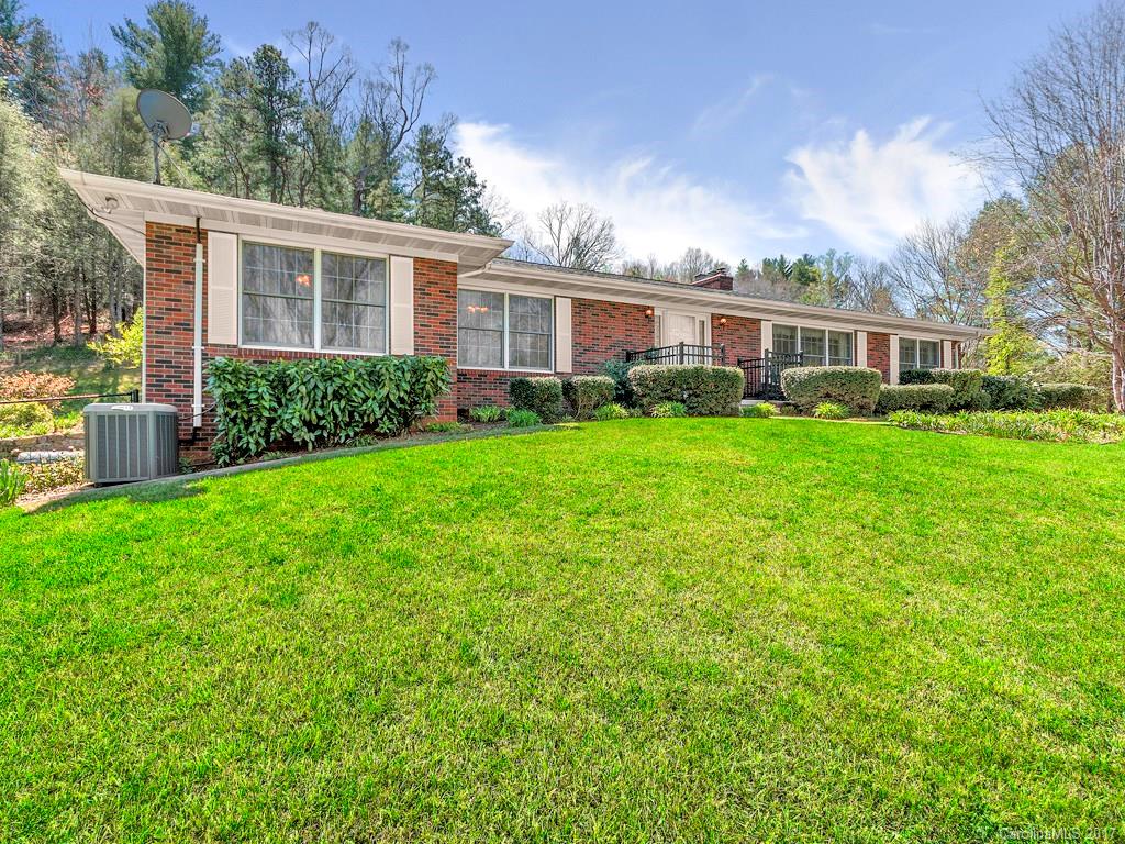 28 East Wonder Road Leicester, NC 28748 - Photo 3 of 24 Gallery Image 3