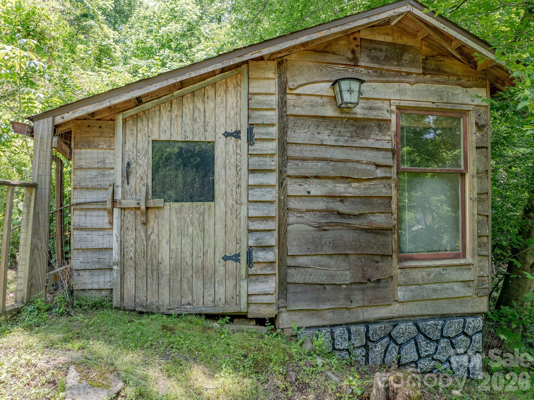 295 Richmond Road Bakersville, NC 28705 - Photo 24 of 33