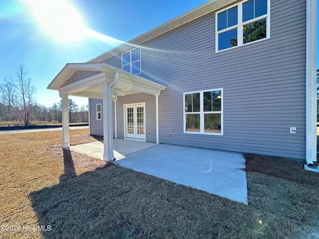 $449,500 | 229 South Bandwheel Way, Hampstead, NC 28443
