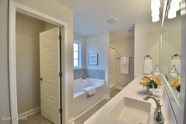 $450,000 | 229 South Bandwheel Way, Hampstead, NC 28443