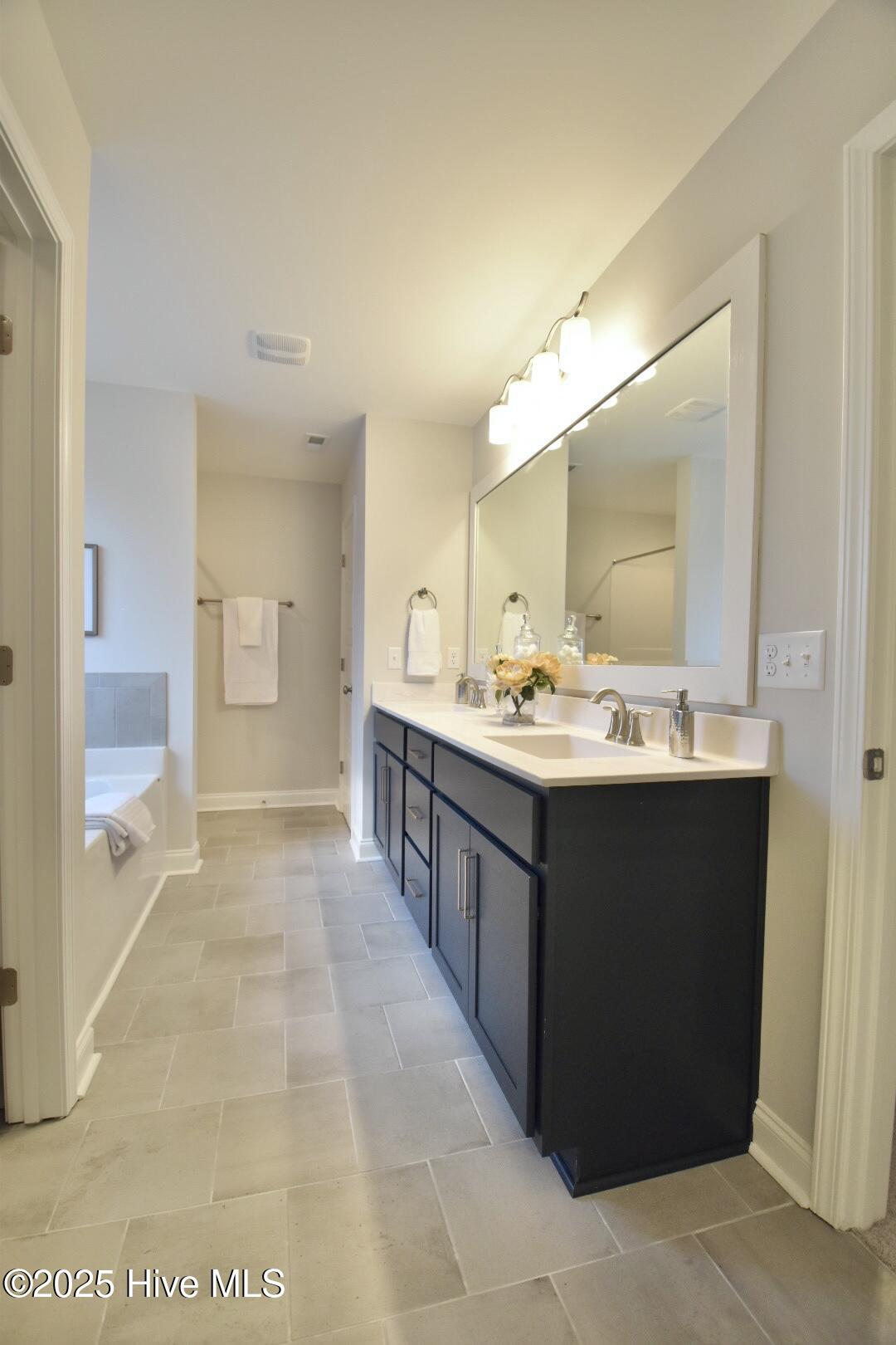 229 South Bandwheel Way Hampstead, NC 28443 - Photo 13 of 20 Representative Photo