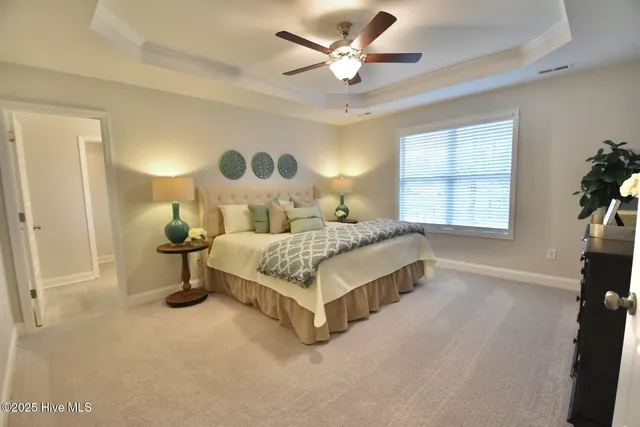 $449,500 | 229 South Bandwheel Way, Hampstead, NC 28443