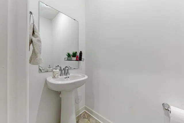 $389,900 | 2006 Tyrone Drive, Shakopee, MN 55379