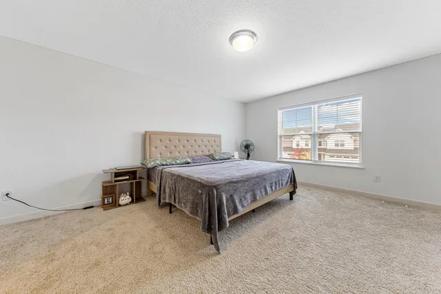 $389,900 | 2006 Tyrone Drive, Shakopee, MN 55379