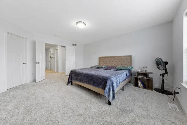 $389,900 | 2006 Tyrone Drive, Shakopee, MN 55379