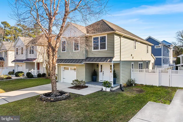 $1,795,000 | 38312 James A Street, Rehoboth Beach, DE 19971