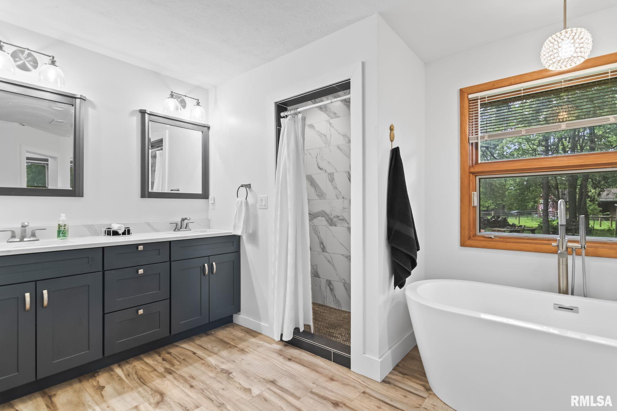 1847 New Salem Church Road New Berlin, IL 62670 - Photo 23 of 44