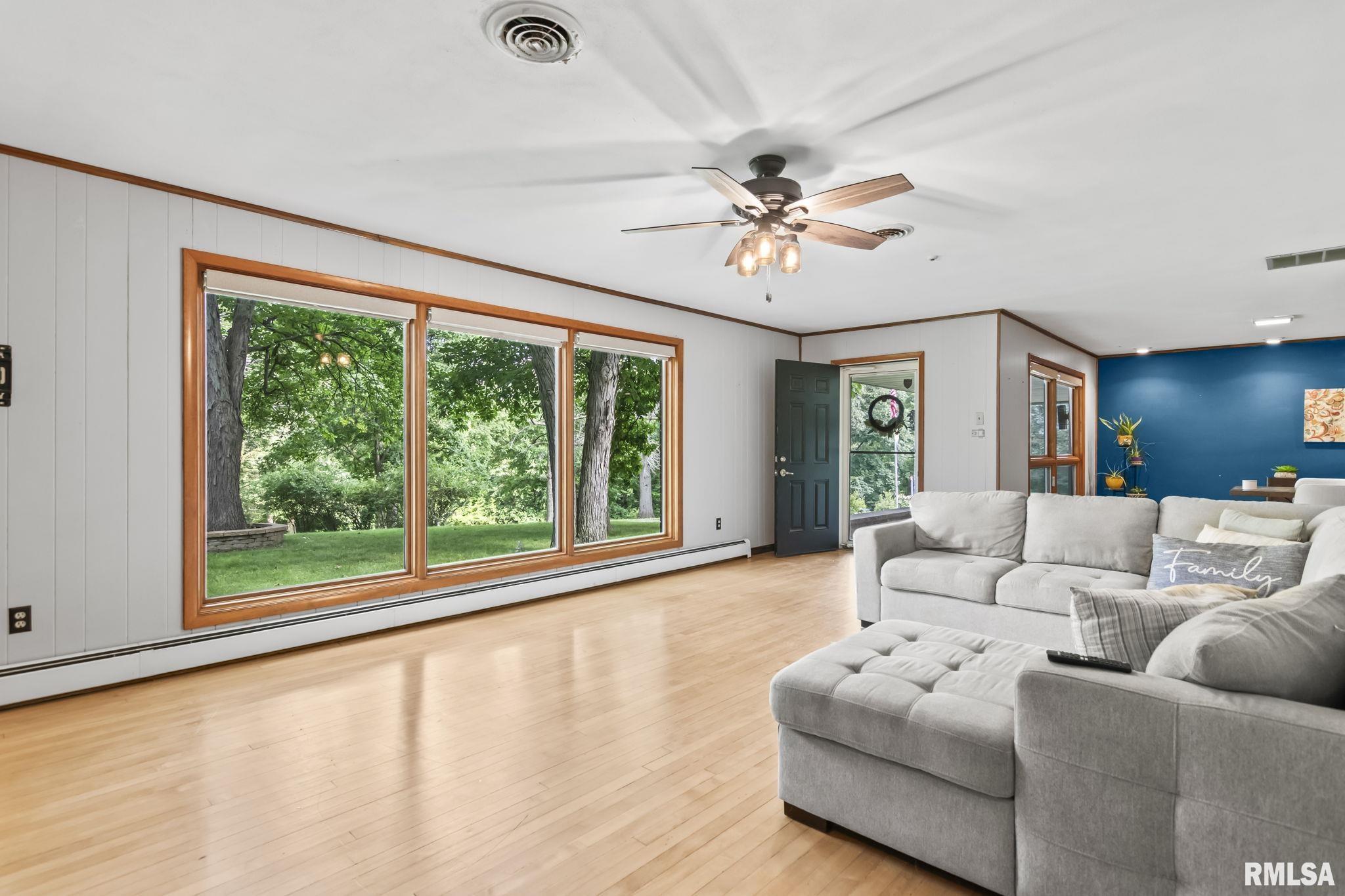 1847 New Salem Church Road New Berlin, IL 62670 - Photo 8 of 44