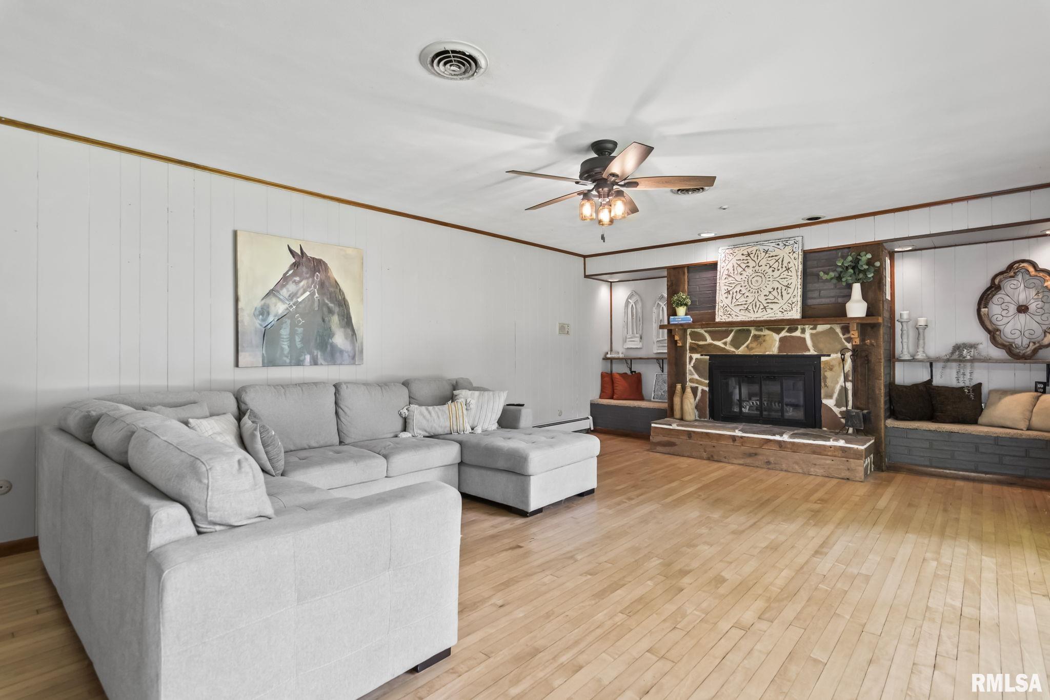 1847 New Salem Church Road New Berlin, IL 62670 - Photo 9 of 44