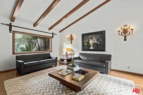 $2,199,000 | 2695 La Cuesta Drive, Los Angeles, CA 90046