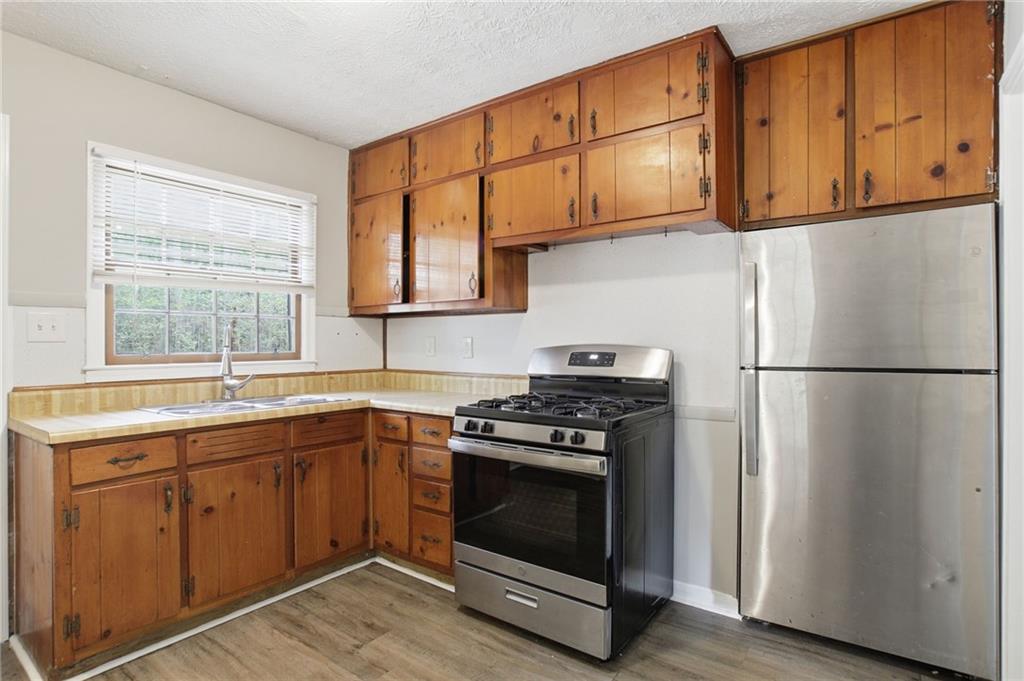 425 Stephenson Road Stone Mountain, GA 30087 - Photo 15 of 37