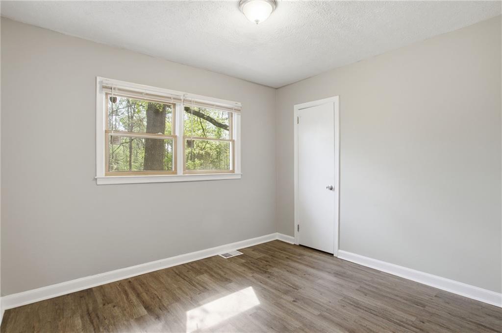 425 Stephenson Road Stone Mountain, GA 30087 - Photo 26 of 37