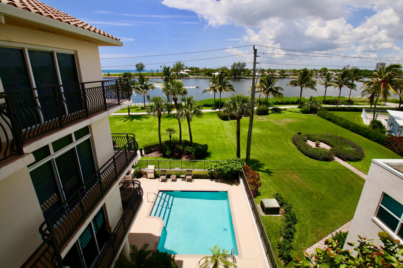 314 Inlet Way, Unit 303 Palm Beach Shores, FL 33404 - Photo 12 of 33 a view of an outdoor space