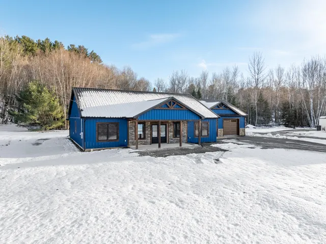 $599,000 | 725 North Main Street, Brewer, ME 04412
