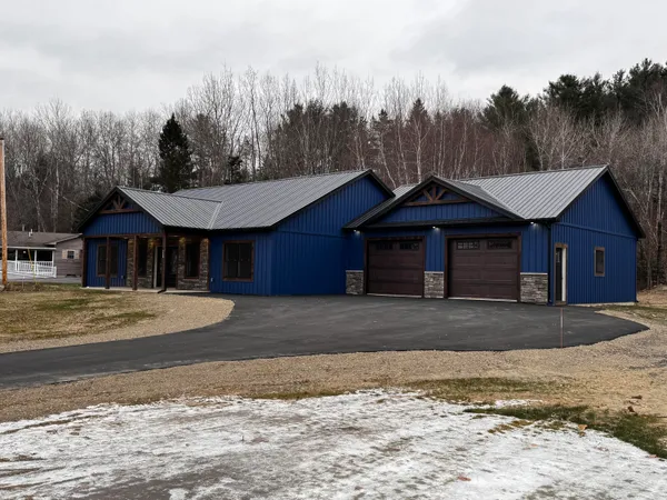 $589,900 | 725 North Main Street, Brewer, ME 04412