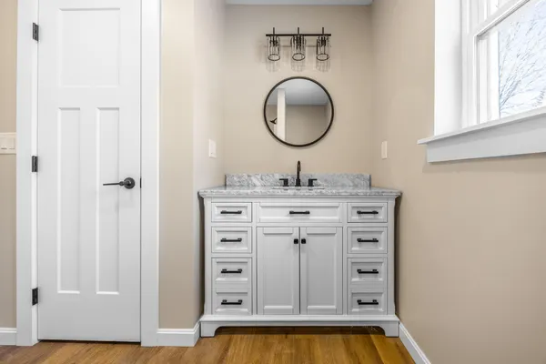 $589,900 | 725 North Main Street, Brewer, ME 04412