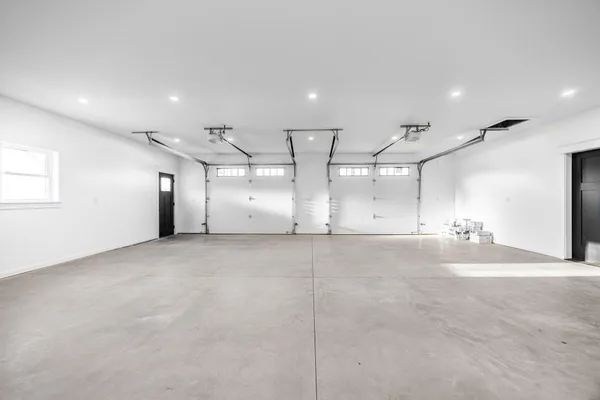 $589,900 | 725 North Main Street, Brewer, ME 04412