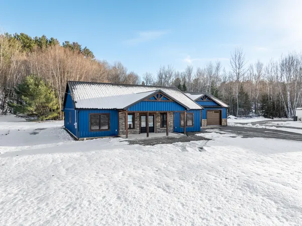 $589,900 | 725 North Main Street, Brewer, ME 04412