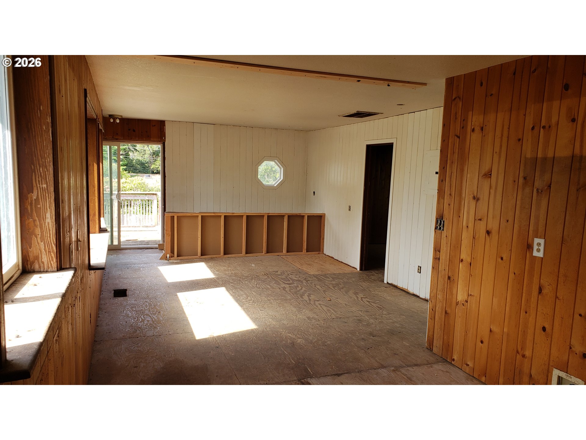 95665 Jerry's Flat Road Gold Beach, OR 97444 - Photo 27 of 39 Kitchen/Dining Room