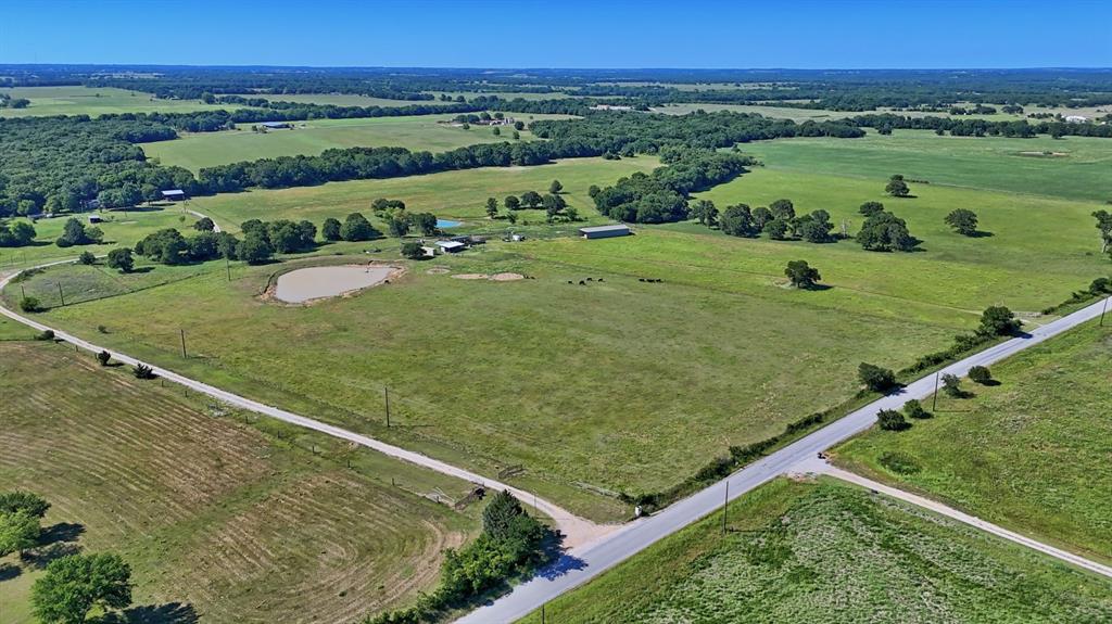 1580 Lama Road Bowie, TX 76230 - Photo 30 of 32