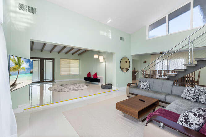 2740 Northeast 26th Street Lighthouse Point, FL 33064 - Photo 11 of 59 2740 NE 26th St-small-004-022-DSC9537-66