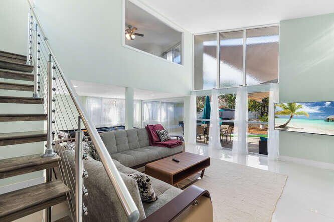 2740 Northeast 26th Street Lighthouse Point, FL 33064 - Photo 12 of 59 2740 NE 26th St-small-005-023-DSC9542-66