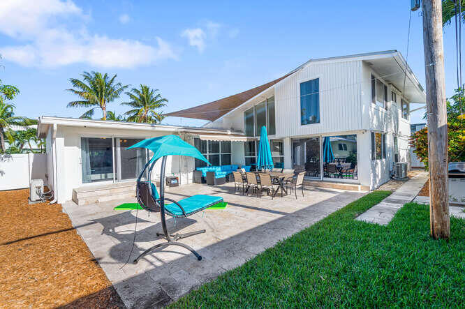 2740 Northeast 26th Street Lighthouse Point, FL 33064 - Photo 42 of 59 2740 NE 26th St-small-029-047-DSC9676-66