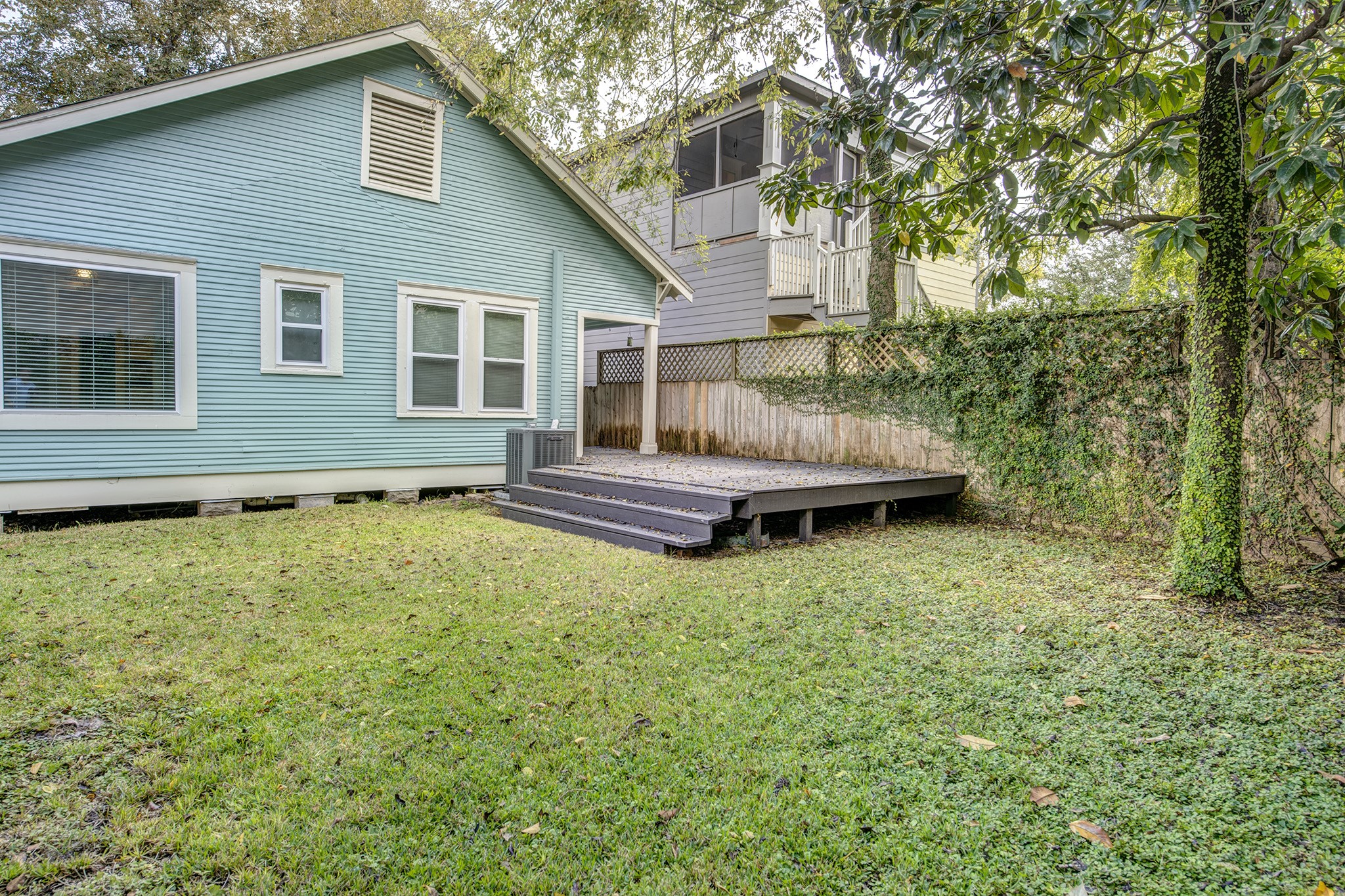 2219 Singleton Street Houston, TX 77008 - Photo 16 of 21 Huge backyard with expansive deck is perfect for all your outdoor activities. Pets case by case basis.