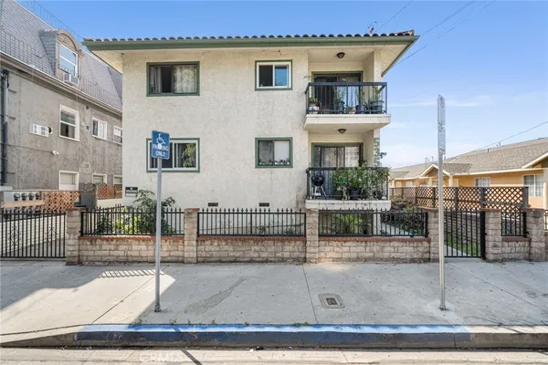 $1,500,000 | 535 West 15th Street, San Pedro, CA 90731